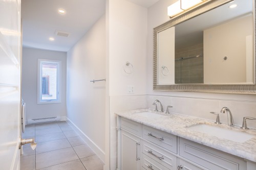 Salle de bains - 288 69E Avenue, Laval (Chomedey), QC - Indoor Photo Showing Bathroom