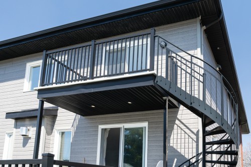 Balcon - 288 69E Avenue, Laval (Chomedey), QC - Outdoor With Exterior