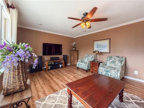 39 Cedar Ridge Dr, Douglas, NB 