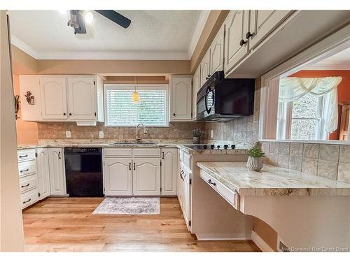 39 Cedar Ridge Dr, Douglas, NB 