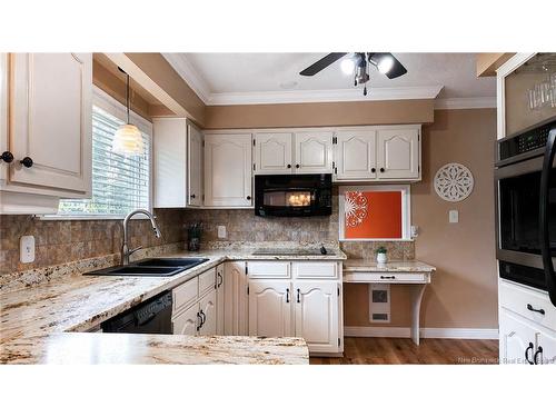 39 Cedar Ridge Dr, Douglas, NB 