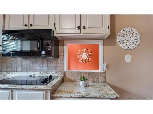 39 Cedar Ridge Dr, Douglas, NB 