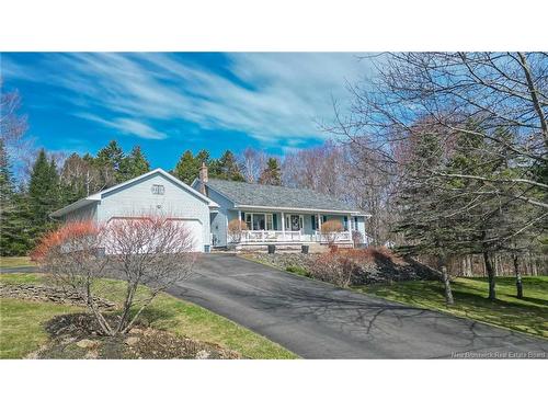 39 Cedar Ridge Dr, Douglas, NB 