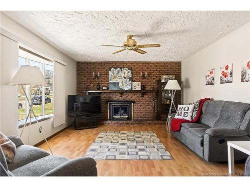 34 Gorveatte St, Dieppe, NB 