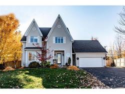 24 Oak Hill CRT Moncton, NB E1G 3T9