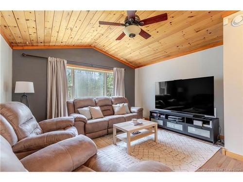 159 Smith Rd, Waterville, NB 