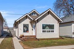 433 Sydney AVE  Winnipeg, MB R2K 1C2