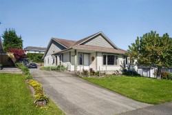 8126 Musgrave St Crofton, BC V0R 1R0