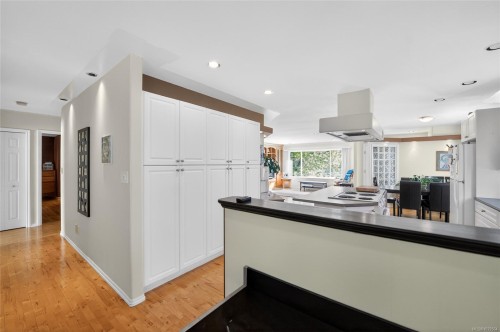 8126 Musgrave St, Crofton, BC 