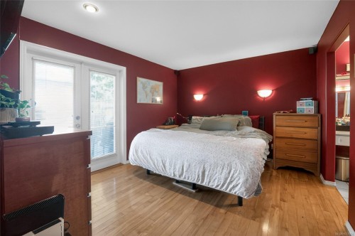 8126 Musgrave St, Crofton, BC 