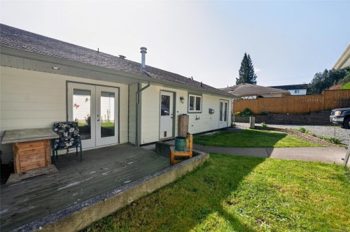 8126 Musgrave St, Crofton, BC 