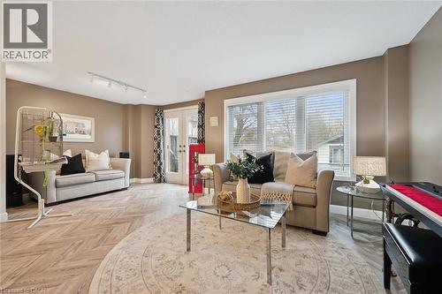 254 Auburn Drive, Waterloo, ON - Indoor Photo Showing Living Room