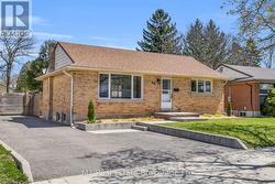 96 SIEBERT AVENUE  Kitchener, ON N2C 2A8