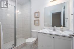 4th Bathroom Ensuite - 