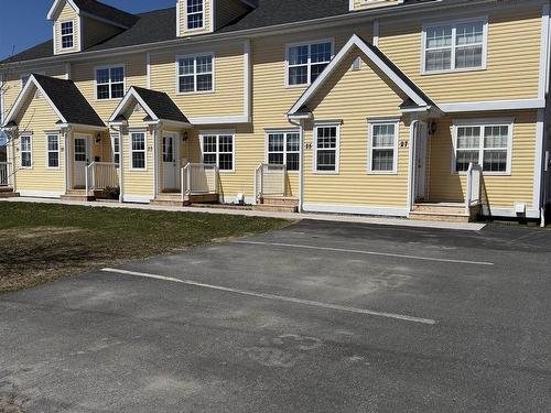 25 Vincents Way    B2G 2X3  Antigonish, NS B2G 2X3