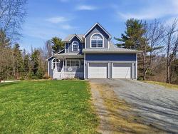 107 Haddad Drive  Lower Sackville, NS B4C 4G6