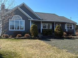 2897 Highway#7 Ashdale, NS B2G 2L3