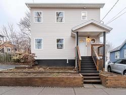 5447 Rector Street  Halifax, NS B3K 2N7