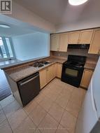 702 - 3830 BATHURST STREET  Toronto, ON M3H 6C5