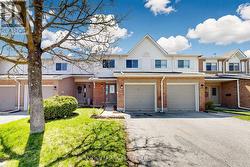 304 MACIVER BOULEVARD Newmarket, ON L3X 1Y4
