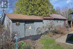 Garage - 
