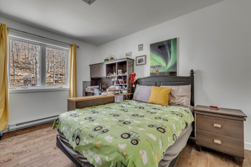 Master Bedroom - 5 Ch. Des Bolets, Stoneham-Et-Tewkesbury, QC - Indoor Photo Showing Bedroom