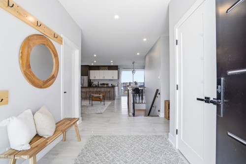 Hall d'entrée/Vestibule - 1508 Ch. Des Coteaux, Farnham, QC - Indoor Photo Showing Other Room