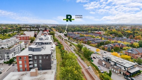 Exterior - 702-205 Ch. Bates, Mont-Royal, QC - Outdoor With View