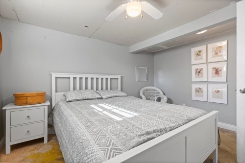 Chambre à coucher - 350 Av. Stream, Dorval, QC - Indoor Photo Showing Bedroom