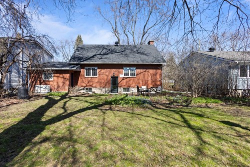 Cour - 350 Av. Stream, Dorval, QC - Outdoor