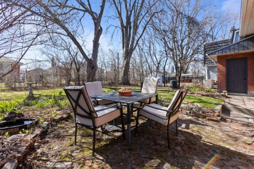 Cour - 350 Av. Stream, Dorval, QC - Outdoor