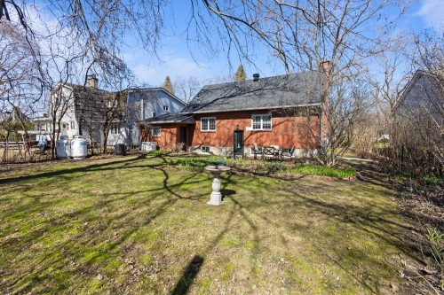 Cour - 350 Av. Stream, Dorval, QC - Outdoor