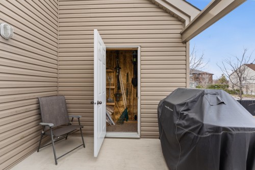 Rangement - 677 Rue De Pompadour, Mascouche, QC - Outdoor With Exterior