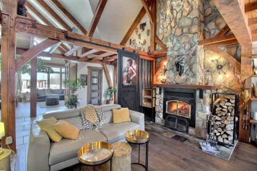 Vue d'ensemble - 51 Rue Du Lac, Saint-Marc-De-Figuery, QC - Indoor Photo Showing Other Room With Fireplace