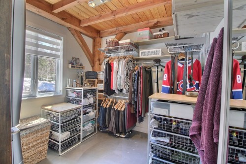 Penderie (Walk-in) - 51 Rue Du Lac, Saint-Marc-De-Figuery, QC - Indoor With Storage