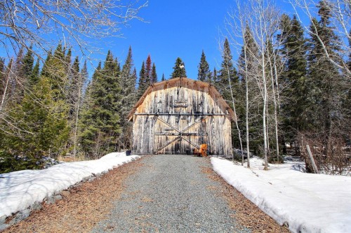 Grange - 51 Rue Du Lac, Saint-Marc-De-Figuery, QC - Outdoor