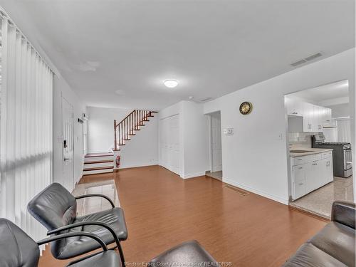 3748 Whitney, Windsor, ON 