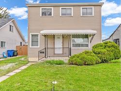 3748 WHITNEY Windsor, ON N9C 2C4