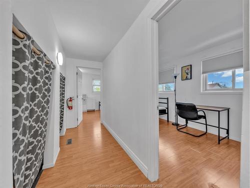 3748 Whitney, Windsor, ON 