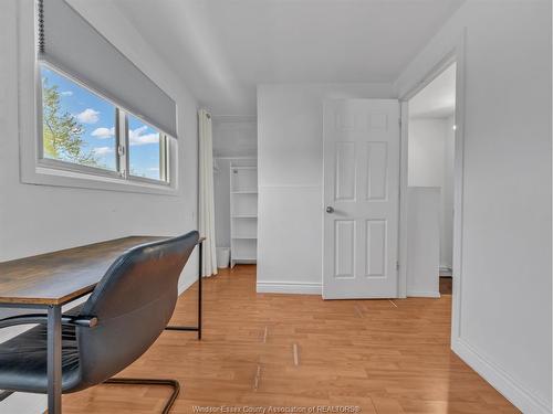 3748 Whitney, Windsor, ON 