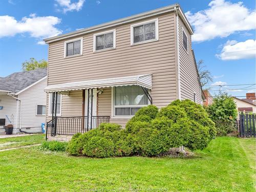3748 Whitney, Windsor, ON 