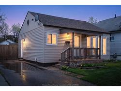 1159 FELIX Avenue Windsor, ON N9C 3L6
