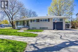 2387 CYPRUS Avenue  Burlington, ON L7P 1G5