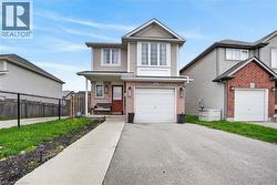 742 ANGLER Way  Waterloo, ON N2K 4L7