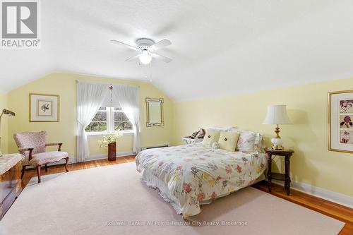 101 Waterloo Street N, Goderich (Goderich (Town)), ON - Indoor Photo Showing Bedroom