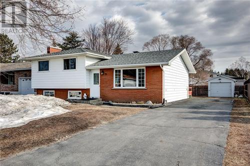 19 Beech Crescent  Sudbury, ON P0M 1H0