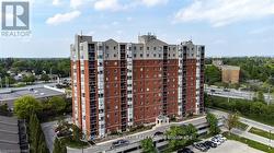 401 - 30 CHAPMAN COURT London North (North I), ON N6G 4Y4
