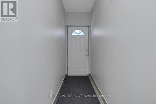 504 Hilson Avenue, Ottawa, ON - Indoor Photo Showing Other Room