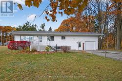 1034 PINE GROVE ROAD Penetanguishene, ON L9M 2B5