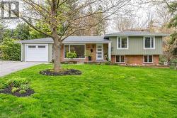 187 WOODVIEW Crescent  Ancaster, ON L9G 1G1